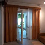 Corner 3*