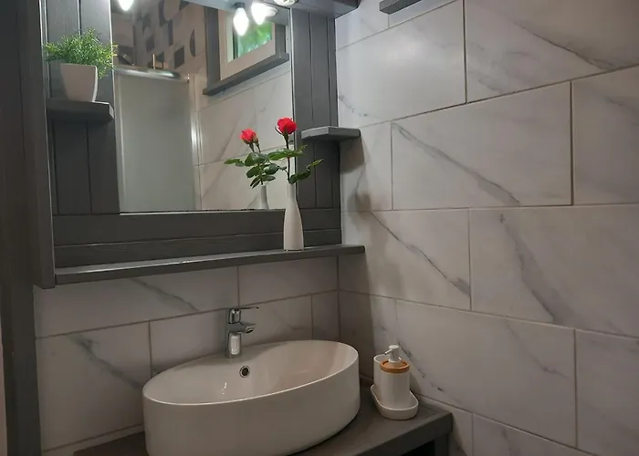 Gostinjska kuća Corner 3*