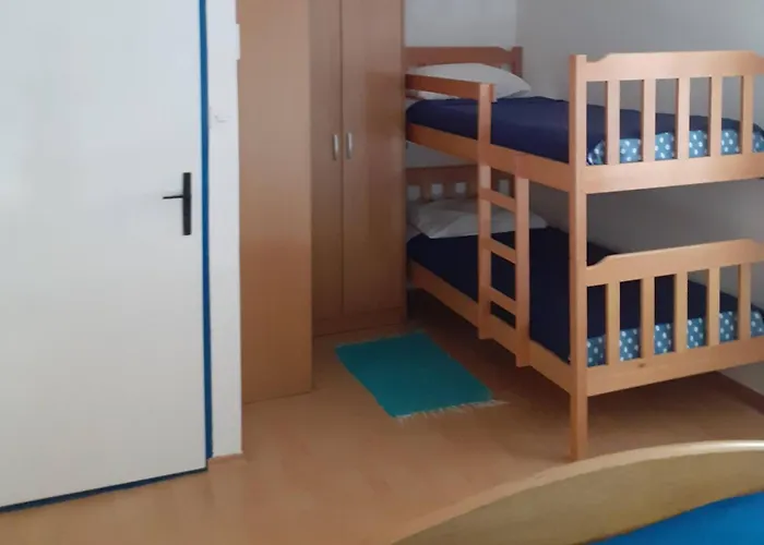 Corner Gostinjska kuća Supetarska Draga